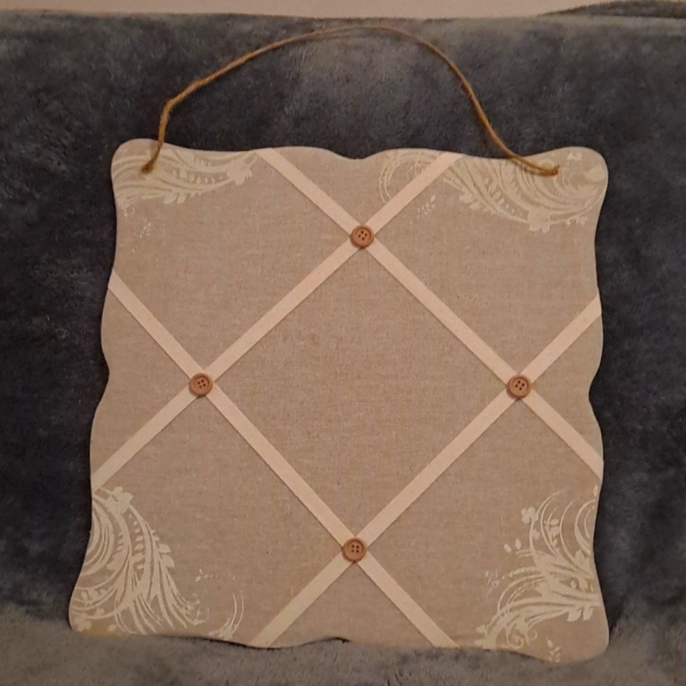 Canvas Ribbon Photo Memo Frame | Color: Beige & cream
